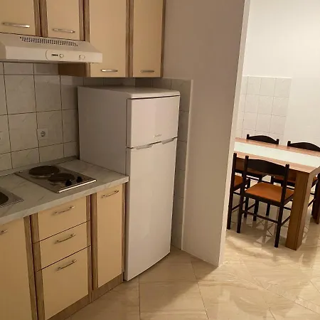 Jukanovic Guest house Baska Voda