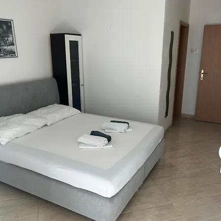 Jukanovic Guest house *