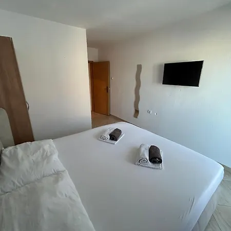 Jukanovic Guest house Baska Voda